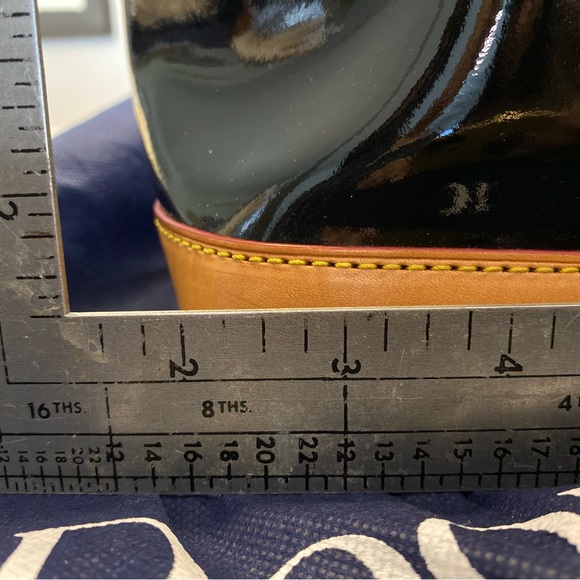 NEW Dooney and Burke - Picture 3 of 6